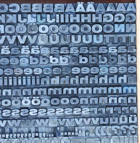 Helvetica breitfett mm - helvetica,