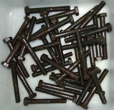 30 Stk. Sechskant-Schrauben M5x40 8.8 Teilgewinde Stahl schwarz 5x40 DIN 931