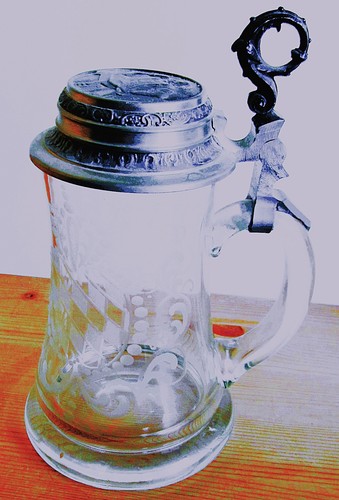 Bierkrug mit zinndeckel - bierkrug, zinndeckel,