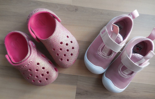 Paar mädchenschuhe gr - 2,
