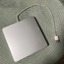 Apple USB SuperDrive Laufwerk Modell A1379  silber externes Laufwerk 