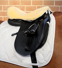 Premium Lammfell Sattelbezug
