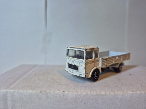 Modellauo lkw saviem - ,