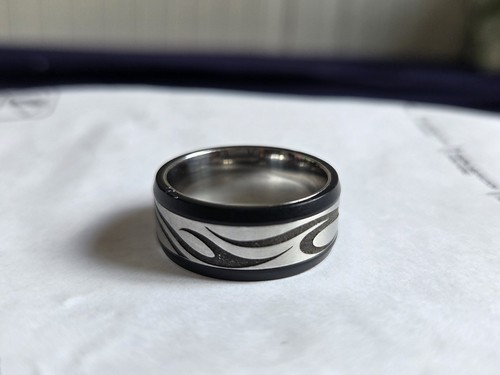 Silber-Schwarzer