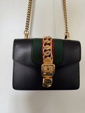 Gucci Handtasche Sylvie Chain