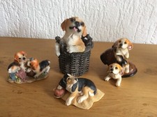 4  dekorative BEAGLE-Hundefiguren - standen in Vitrine - Sammlungsauflösung