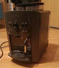 Krups EA 8108 Espressomaschine - Schwarz Gebraucht 
