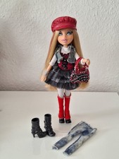 Bratz Barbie Puppe Cloe Party