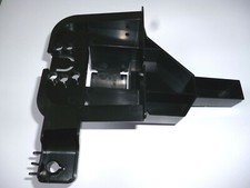 Auslaufdüsenhalter für