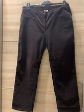 Cordhose. Damen. Schokolade