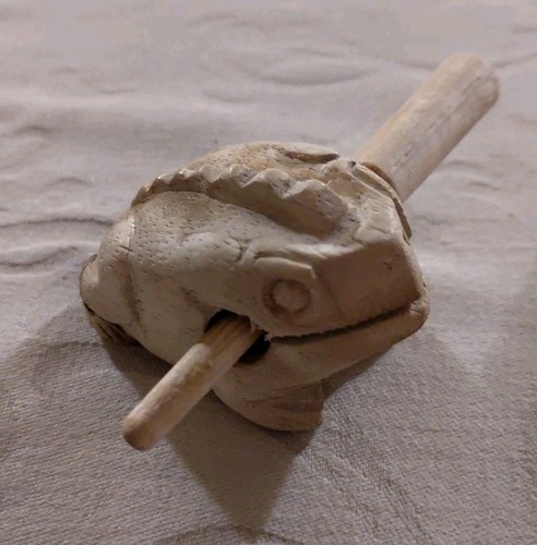 Klangfrosch mit klöppel holz - klangfrosch,