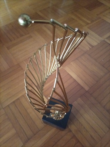 Skulptur kunstwerk pokal - kunstwerk,