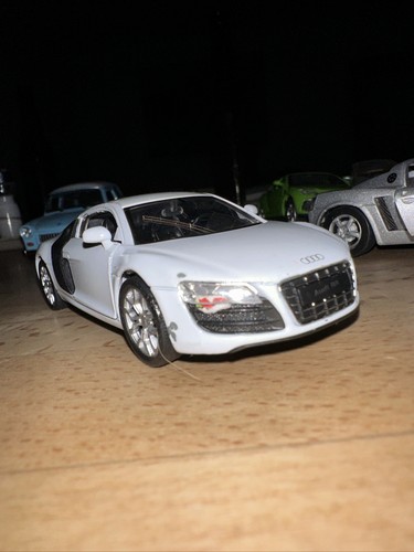 Welly audi v10 weiss 43 - audi, r8