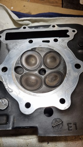 Honda 600 cylinder head - 600,
