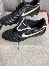  Aldults Nike Tiempo Natural