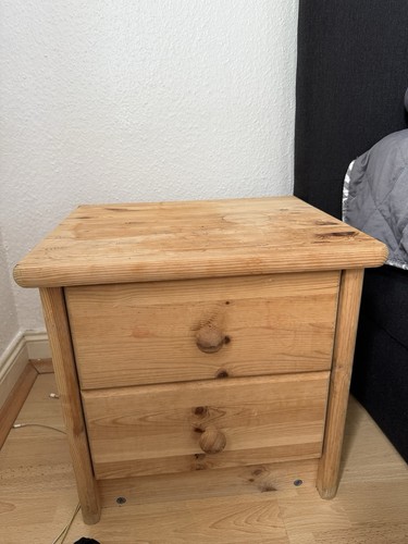 Zwei nachttisch - zwei,