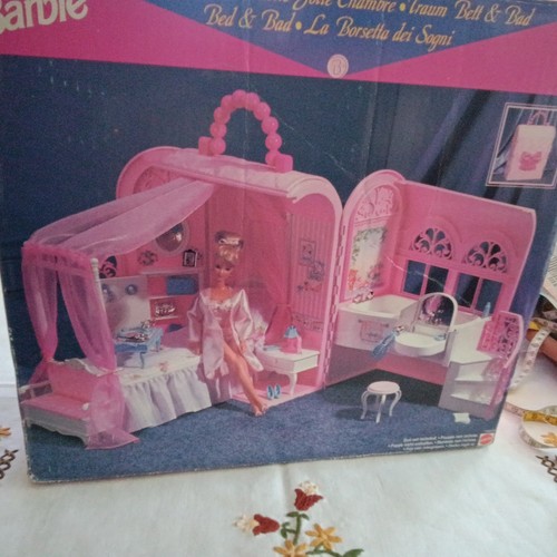 Bed bath von barbie im - bed, &