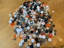 Knöpfe Konvolut 500g 0,5kg bunt Paket bastel spielen nähen Knopf Muschel