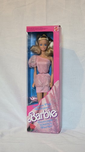 Barbie fashion play - barbie:,
