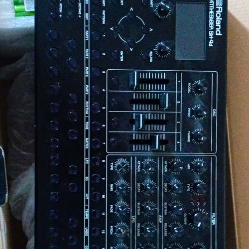 Roland synthesizer 4d - roland,