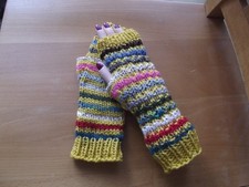 Armstulpen,Pulswärmer ,Hippie-Style ,Handgestrickt,Neu !!