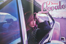 hey! A3 Poster ca. 28 x 40 cm von Demi Lovato