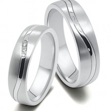 Titan - Edelstahlringe  Verlobungsringe Trauringe  Eheringe Partnerringe Gravur