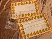 Zwei Platzdeckchen Weiß, Orange von tchibo Siehe Fotos Ca.69 X 40cm Vintage