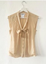 Chanel Pussy Bow Bluse Top Seide Perlenknöpfe Ärmellos FR38 Top