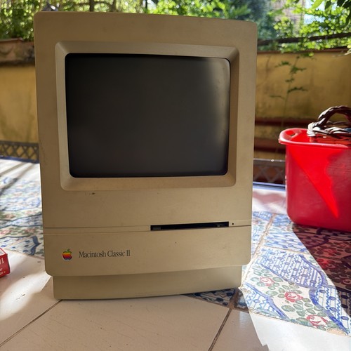 Apple macintosh classic - macintosh,