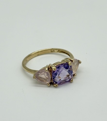 Ring aus 375er gold 9k - aus,