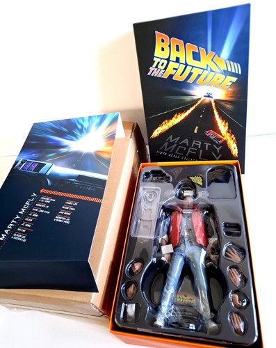 Hot toys marty mcfly - hot, back