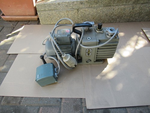 Leybold trivac d2a - leybold,