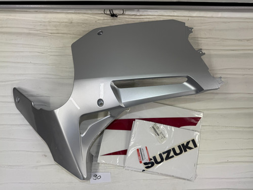 Suzuki bugverkleidung inkl - suzuki,
