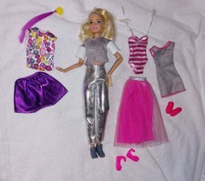 Konvolut Barbie Mattel 100