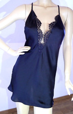 Nachthemd schwarz mit sehr