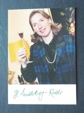 B467 Hubertine Underberg-Ruder