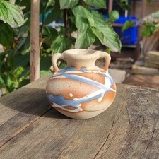 Studiokeramik Miniatur Vase zwei Griffe abstrakte Glasur signierter Sockel