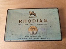 Alte Metall-Zigarettendose