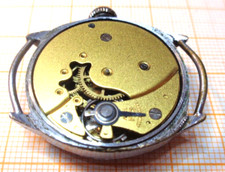 Ältere Handaufzug Armbanduhr Kienzle defekt Unruhe OK MB