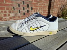 Nike Court Tradition 2 Sneaker