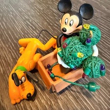 2010 Hallmark Ornament - KNOT