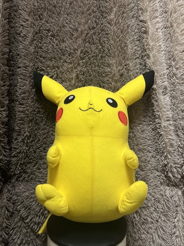 Kuscheltier pikachu pokémon - pikachu,
