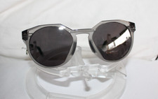 Oakley x Aramco Aston Martin