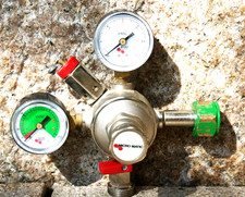 Stickstoff-Druckminderer 3 bar, Druckminderer für  Stickstoff