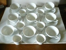 Royal Tettau 9 Kaffeetassen mit U-Teller u. 6 Espresso-Tassen o.Teller Weiß