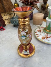 Böhmische Vase mit Vergoldung und Blumendekor