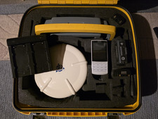 Trimble  R8 GPS Rover mit UHF