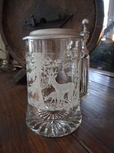 Schöner bierkrug mit - schöner,