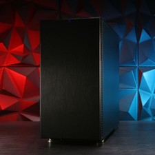 Custom Gaming PC // Ryzen 9 3900X, 16 GB RAM, RTX 2080 Super, 2 TB SSD, 2 TB HDD